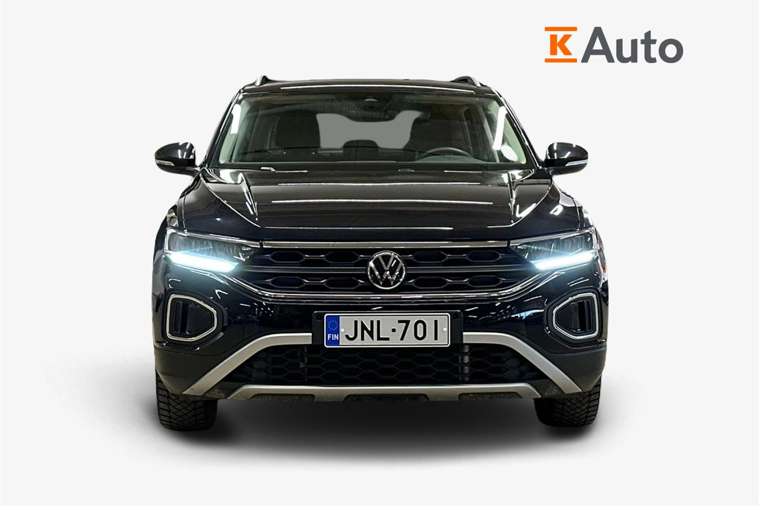 musta Volkswagen T-Roc 2024 kuva 4.