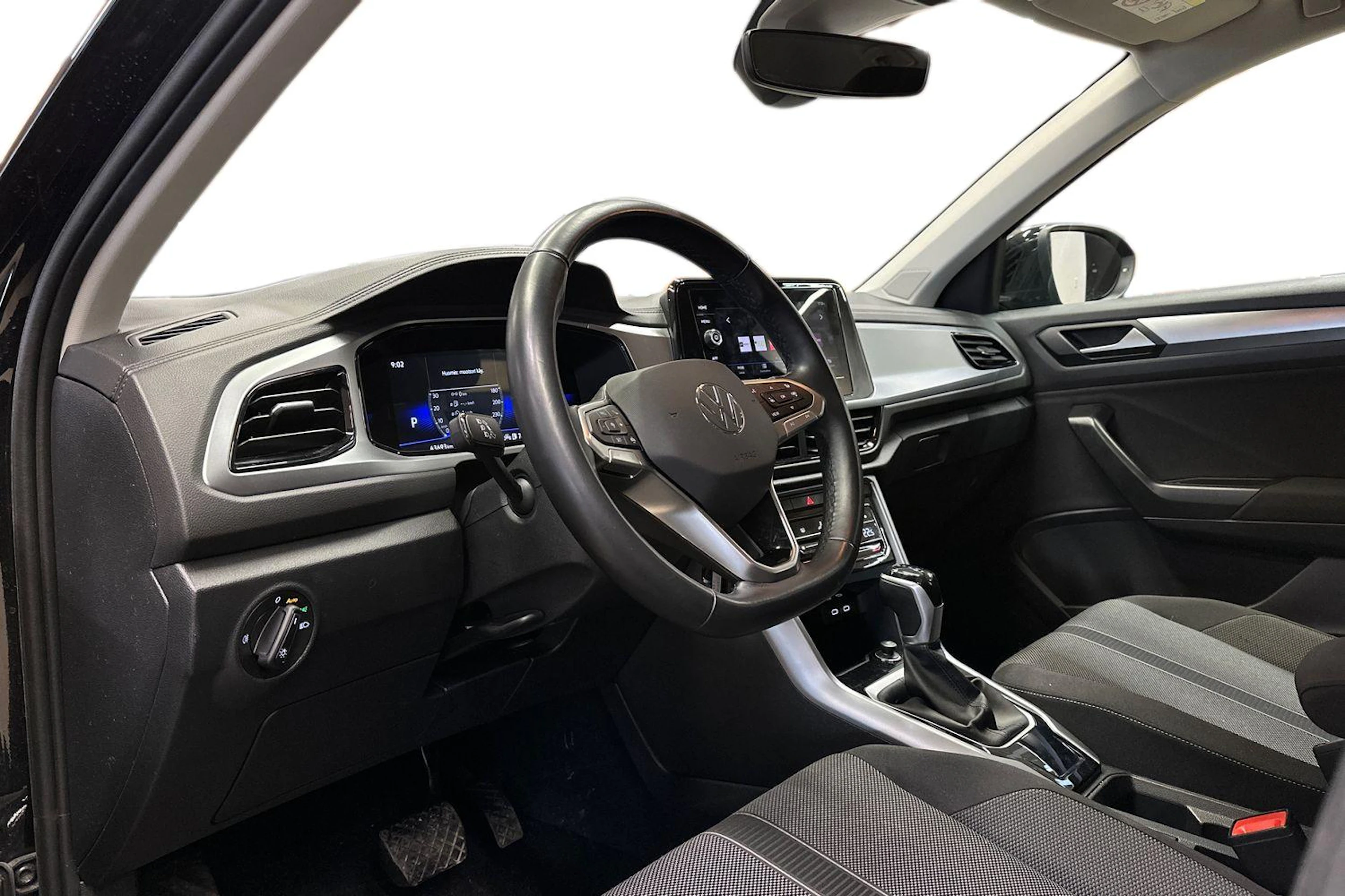 musta Volkswagen T-Roc 2024 kuva 6.