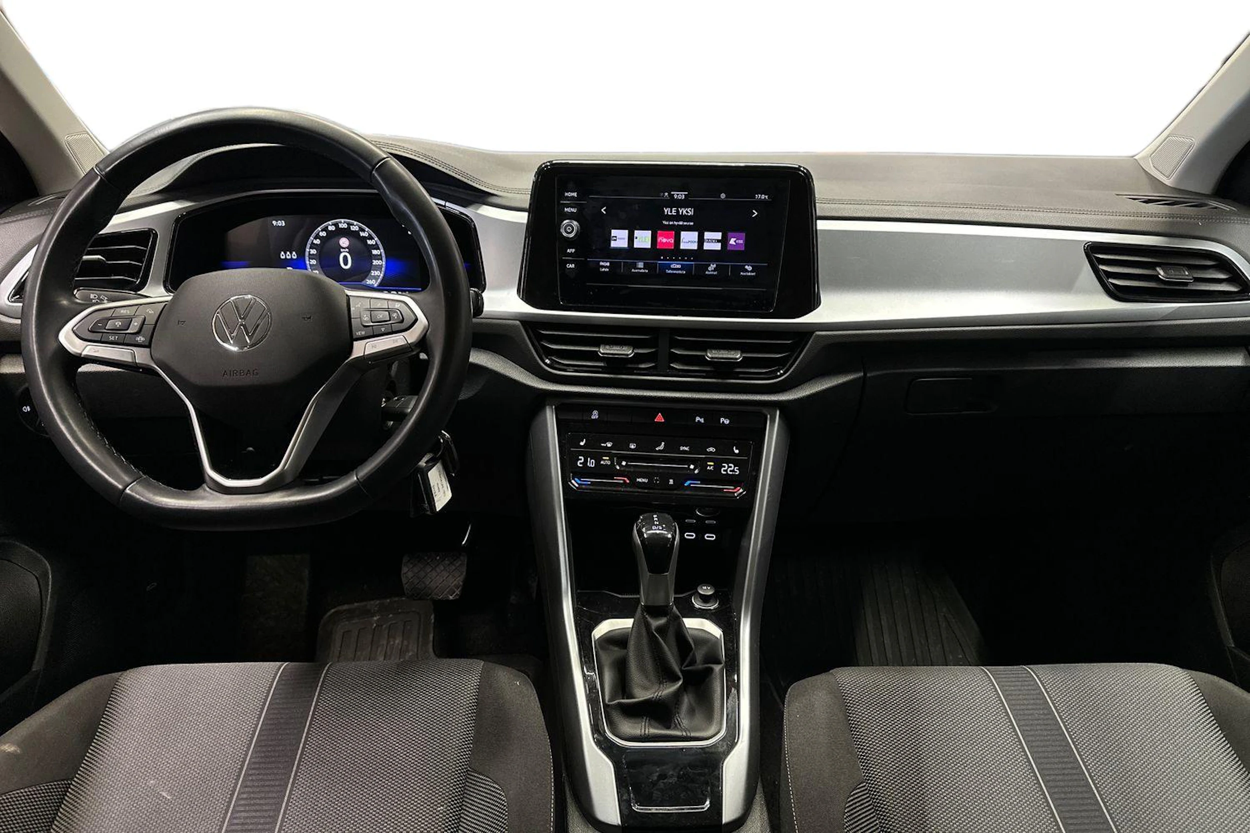 musta Volkswagen T-Roc 2024 kuva 7.