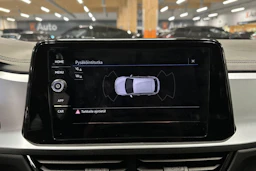 musta Volkswagen T-Roc 2024 kuva 12.