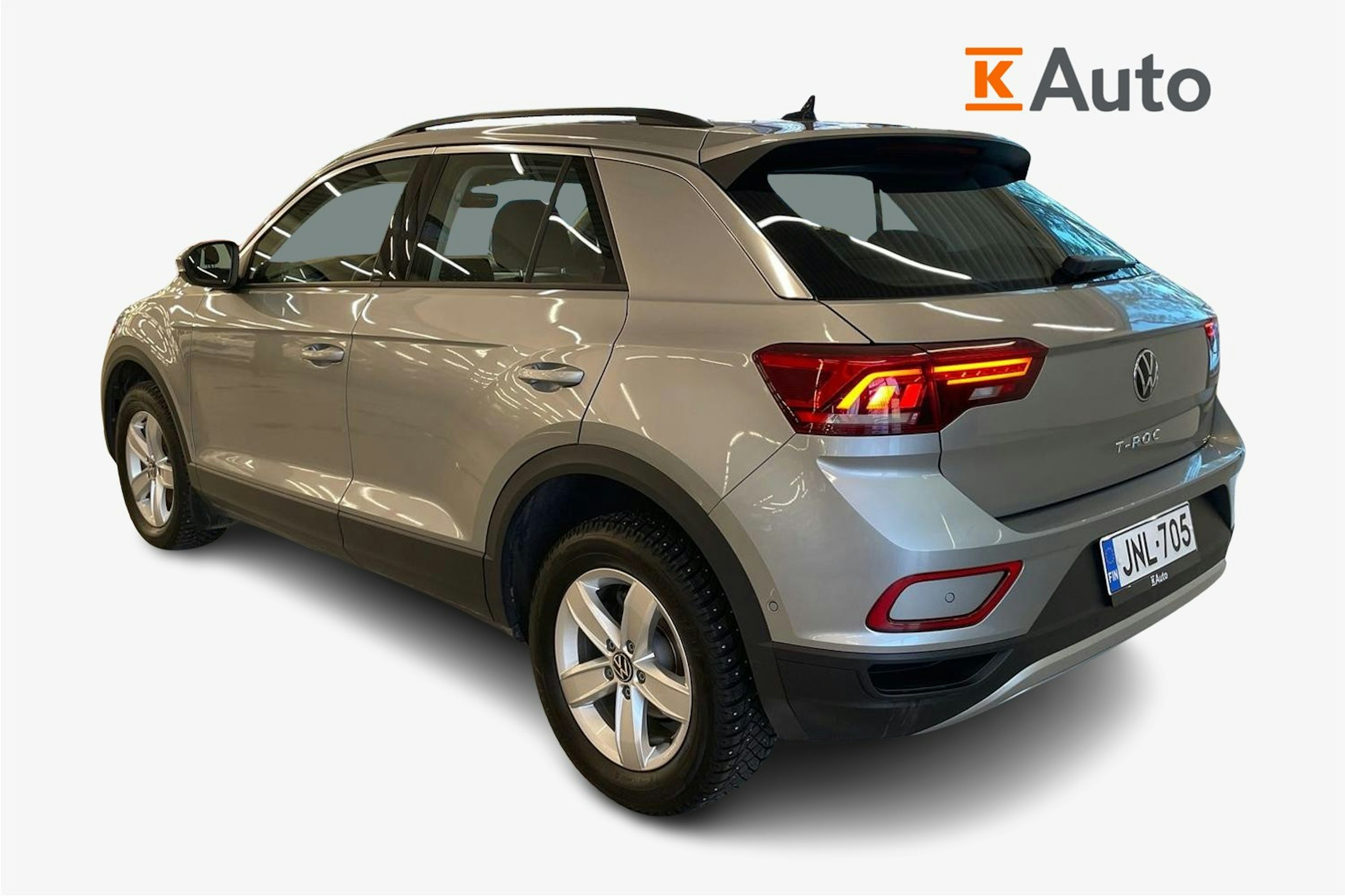 Harmaa Volkswagen T-Roc 2024 kuva 2.