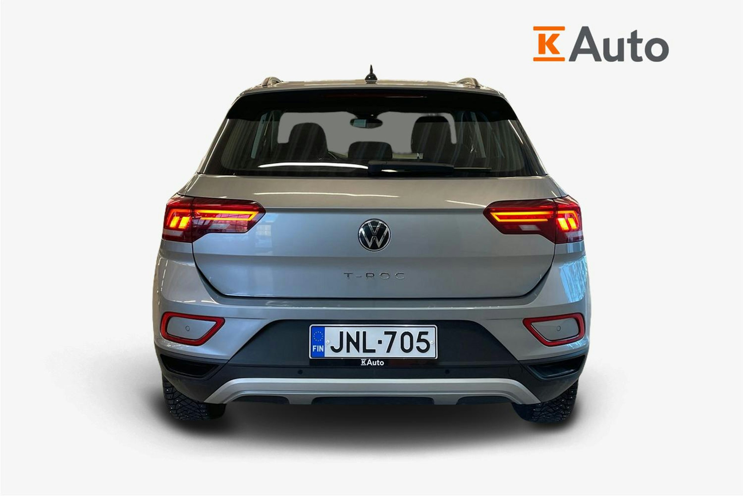 Harmaa Volkswagen T-Roc 2024 kuva 3.