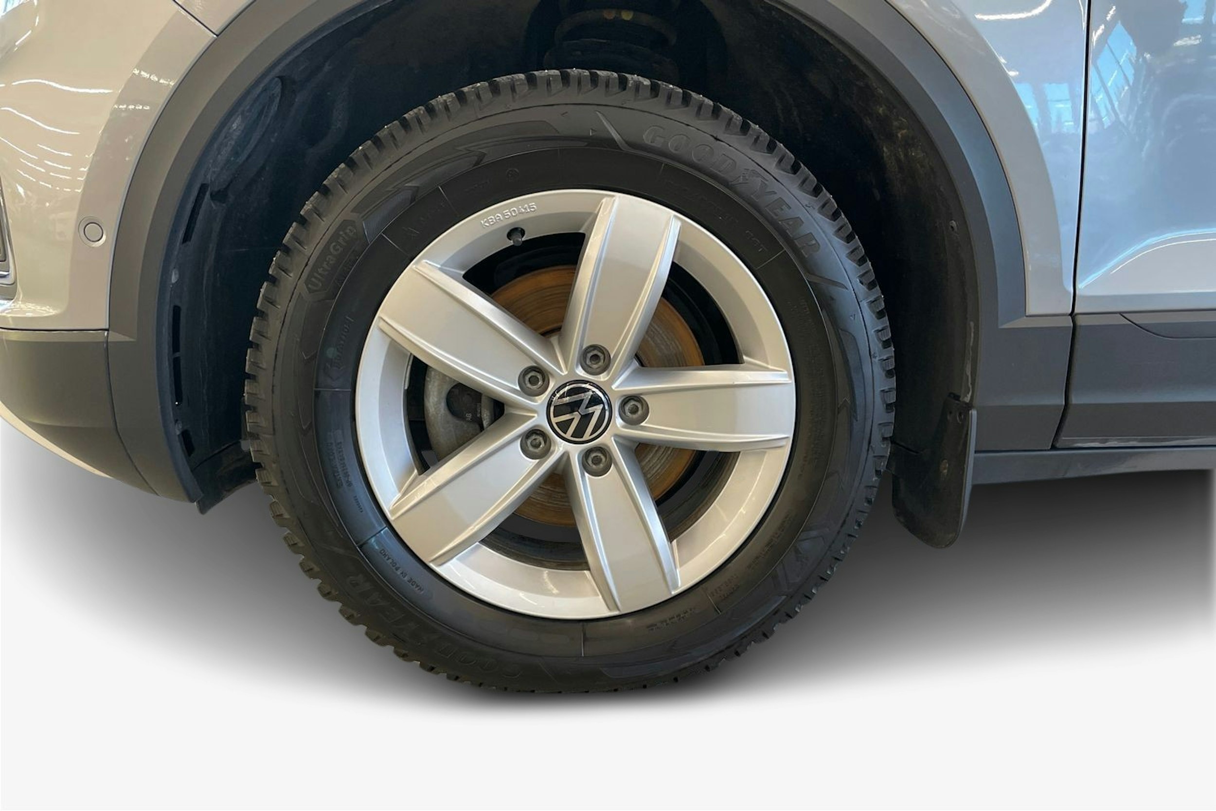 Harmaa Volkswagen T-Roc 2024 kuva 11.