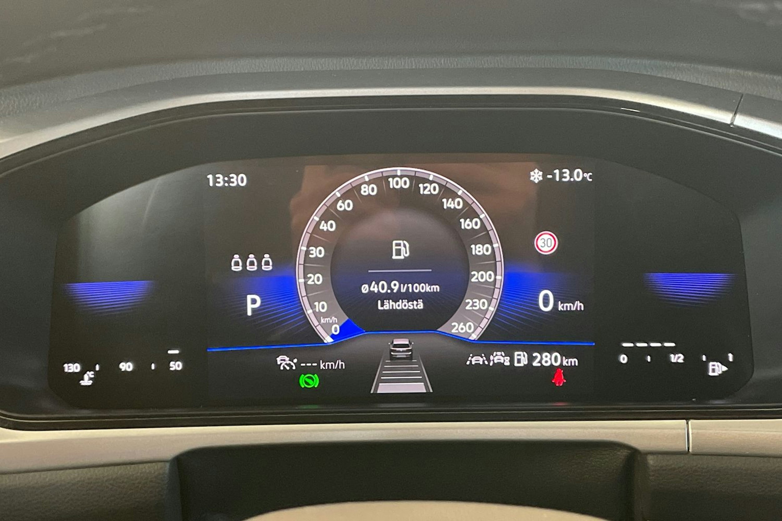 Harmaa Volkswagen T-Roc 2024 kuva 14.