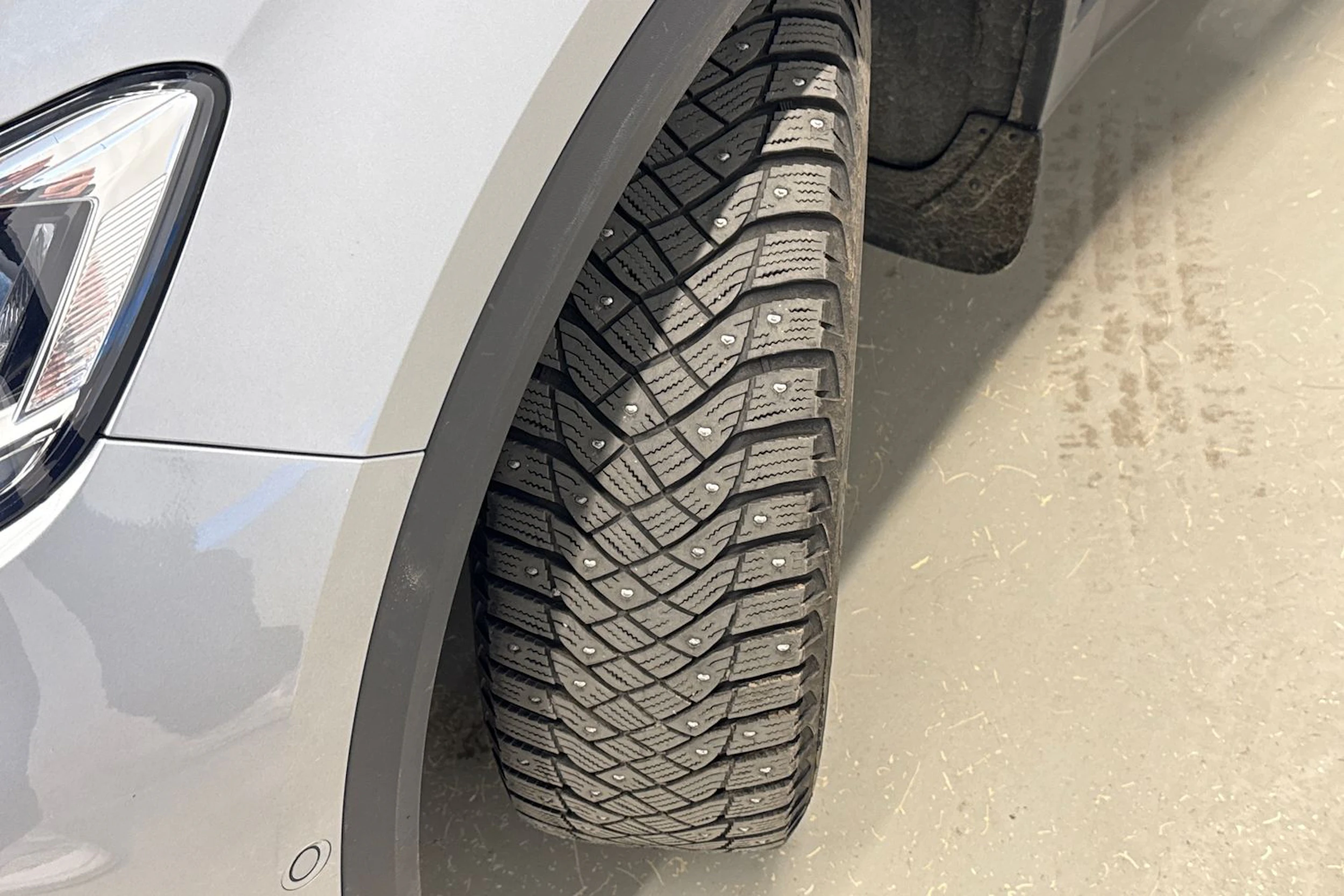 harmaa Volkswagen T-Roc 2024 kuva 13.