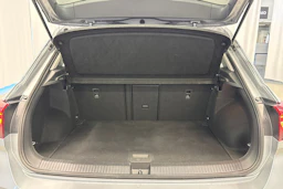 harmaa Volkswagen T-Roc 2024 kuva 16.