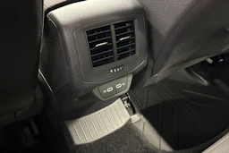 harmaa Volkswagen T-Roc 2024 kuva 18.