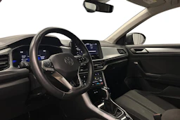 harmaa Volkswagen T-Roc 2024 kuva 6.