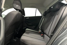 harmaa Volkswagen T-Roc 2024 kuva 8.