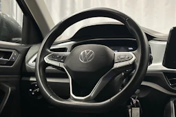 harmaa Volkswagen T-Roc 2024 kuva 13.