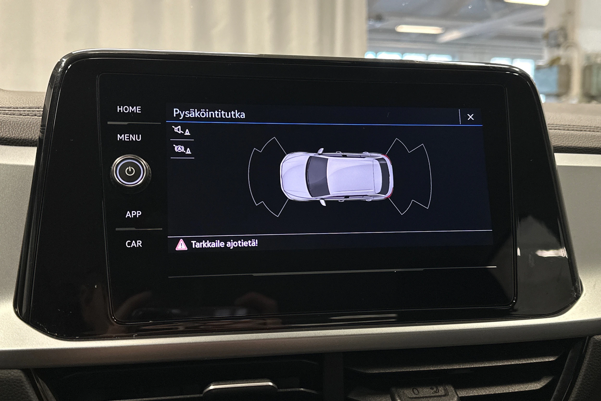 harmaa Volkswagen T-Roc 2024 kuva 19.