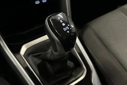 harmaa Volkswagen T-Roc 2024 kuva 21.