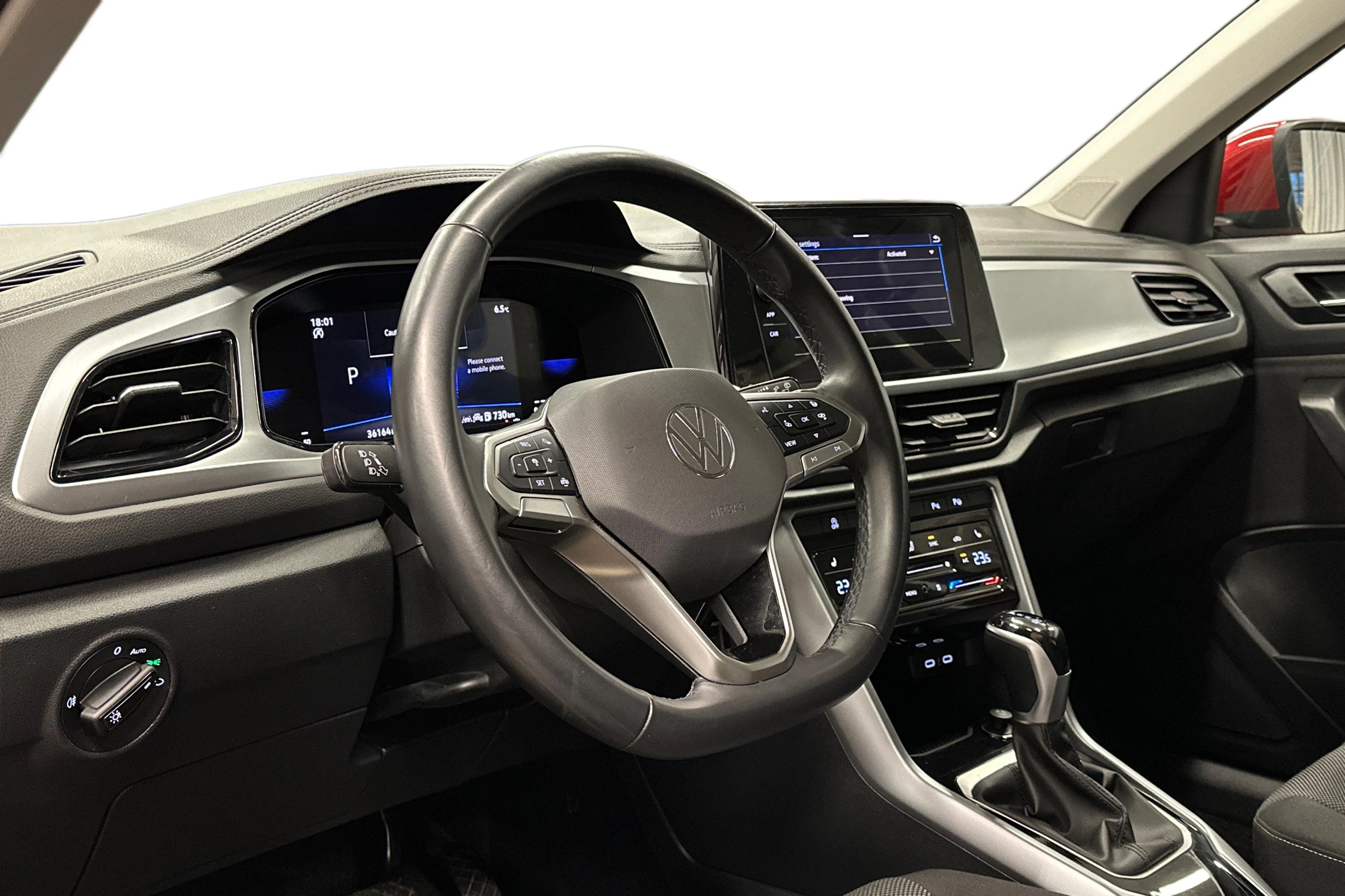 punainen Volkswagen T-Roc 2024 kuva 3.