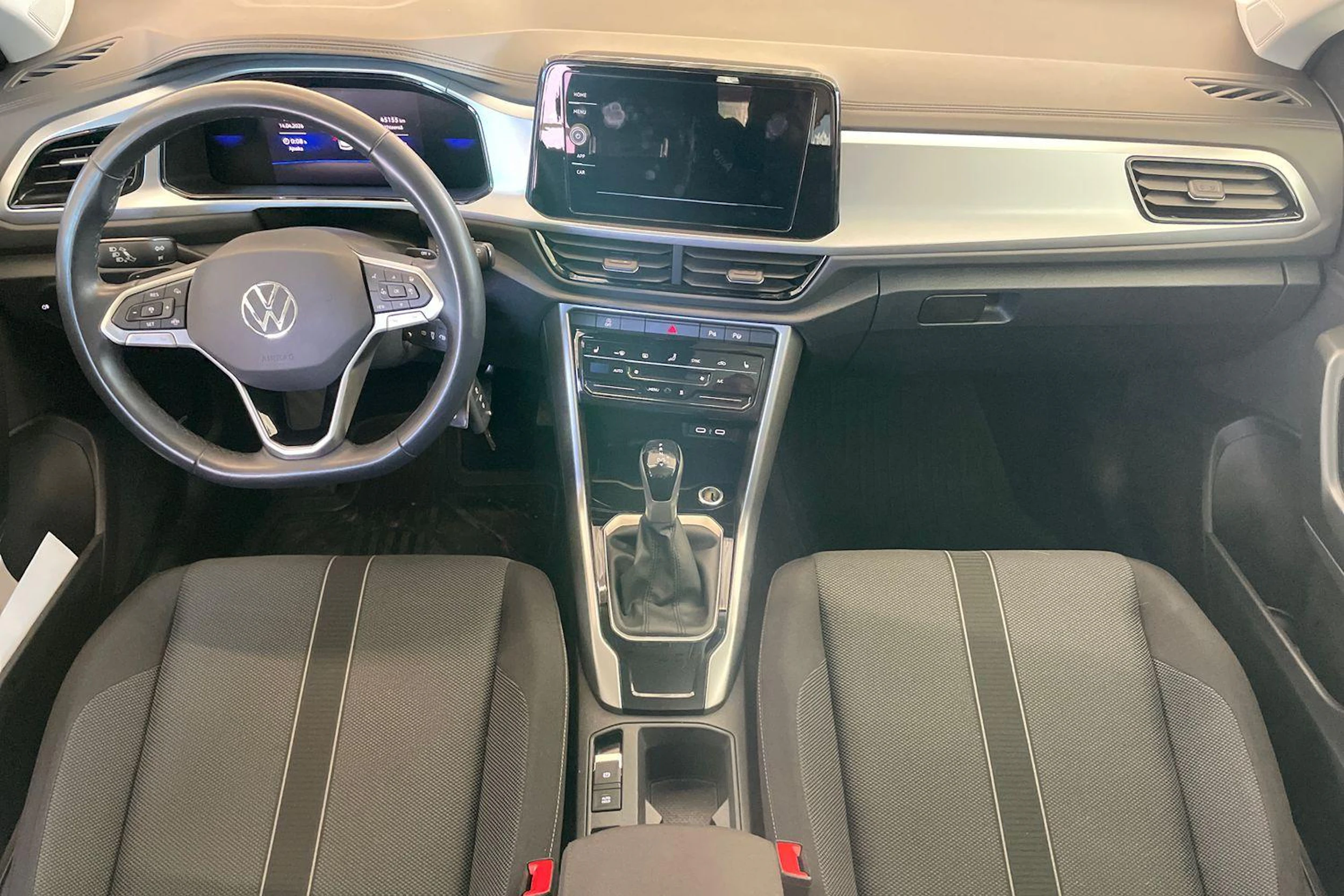 harmaa Volkswagen T-Roc 2024 kuva 7.
