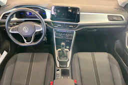 harmaa Volkswagen T-Roc 2024 kuva 7.