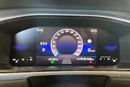harmaa Volkswagen T-Roc 2024 kuva 14.