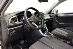 valkoinen Volkswagen T-Roc 2024 kuva 8.