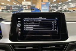 valkoinen Volkswagen T-Roc 2024 kuva 19.