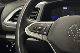 harmaa Volkswagen T-Roc 2024 kuva 14.