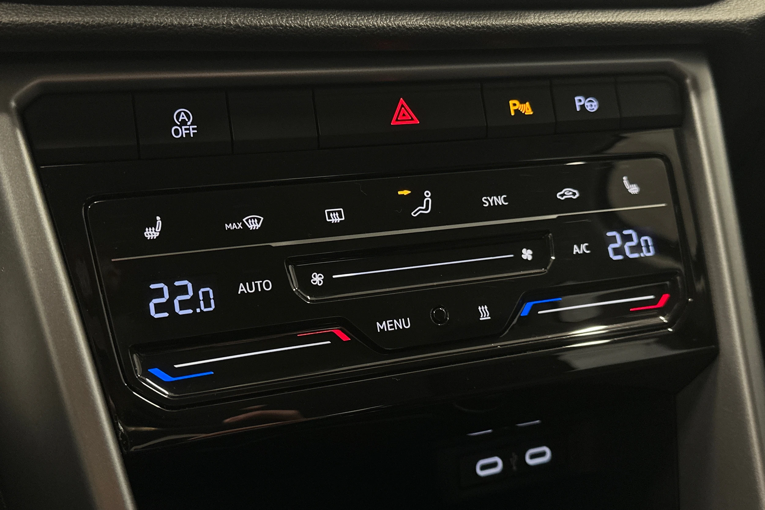 harmaa Volkswagen T-Roc 2024 kuva 21.