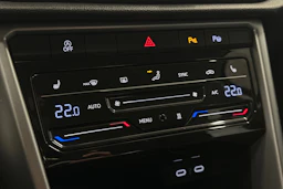 harmaa Volkswagen T-Roc 2024 kuva 21.