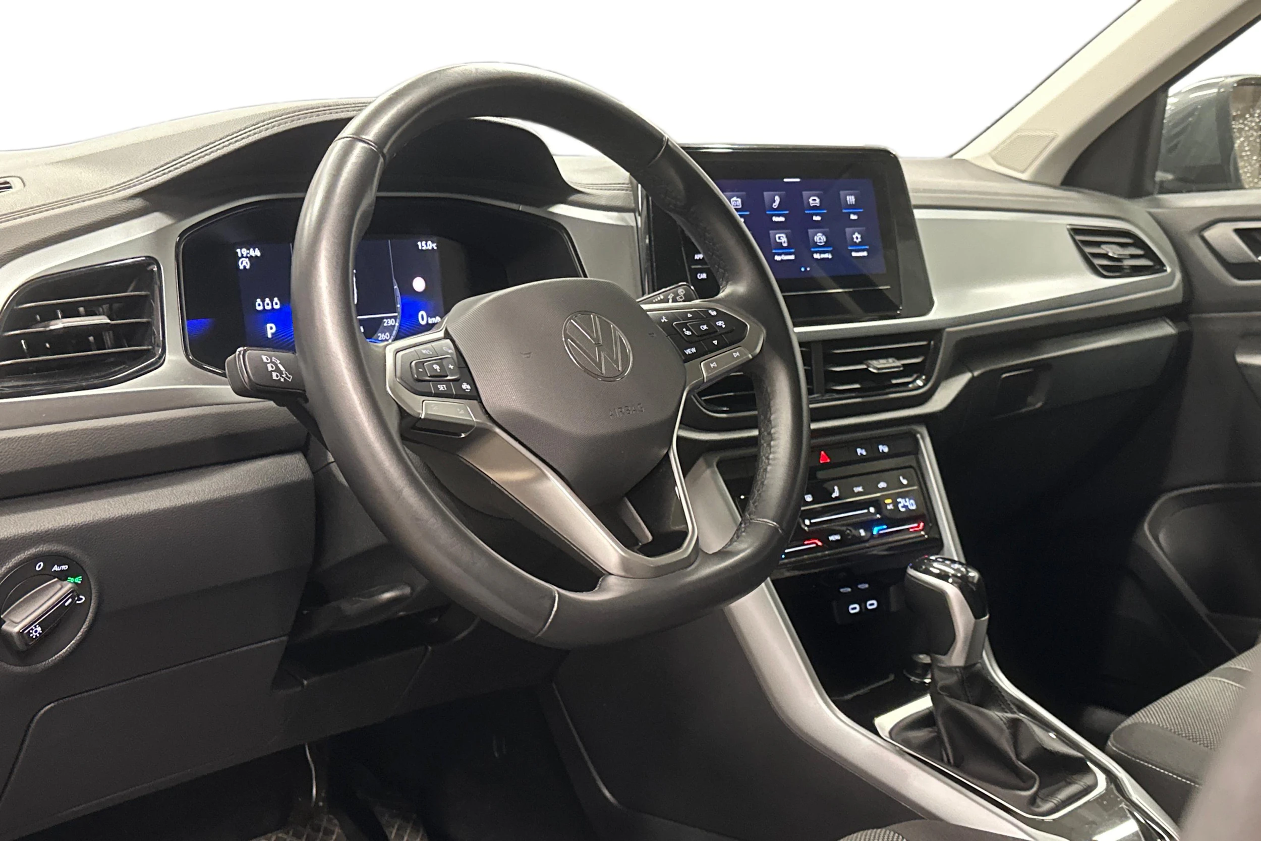 harmaa Volkswagen T-Roc 2024 kuva 3.