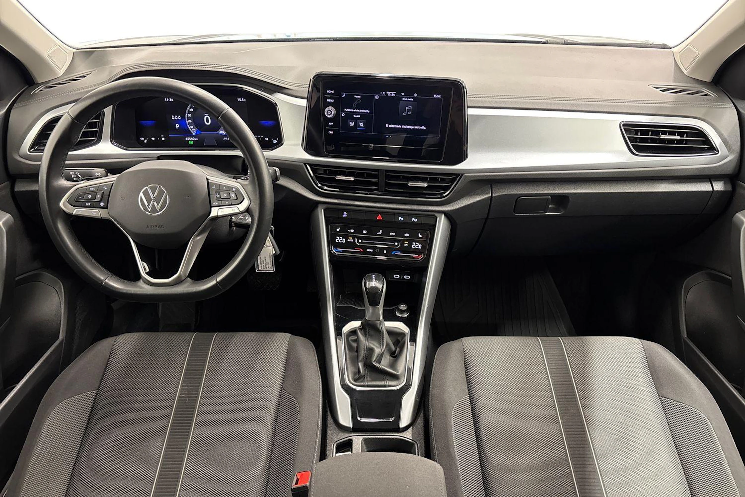 harmaa Volkswagen T-Roc 2024 kuva 9.