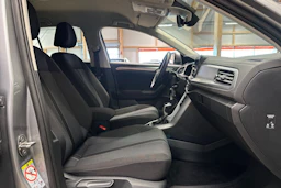 harmaa Volkswagen T-Roc 2024 kuva 15.