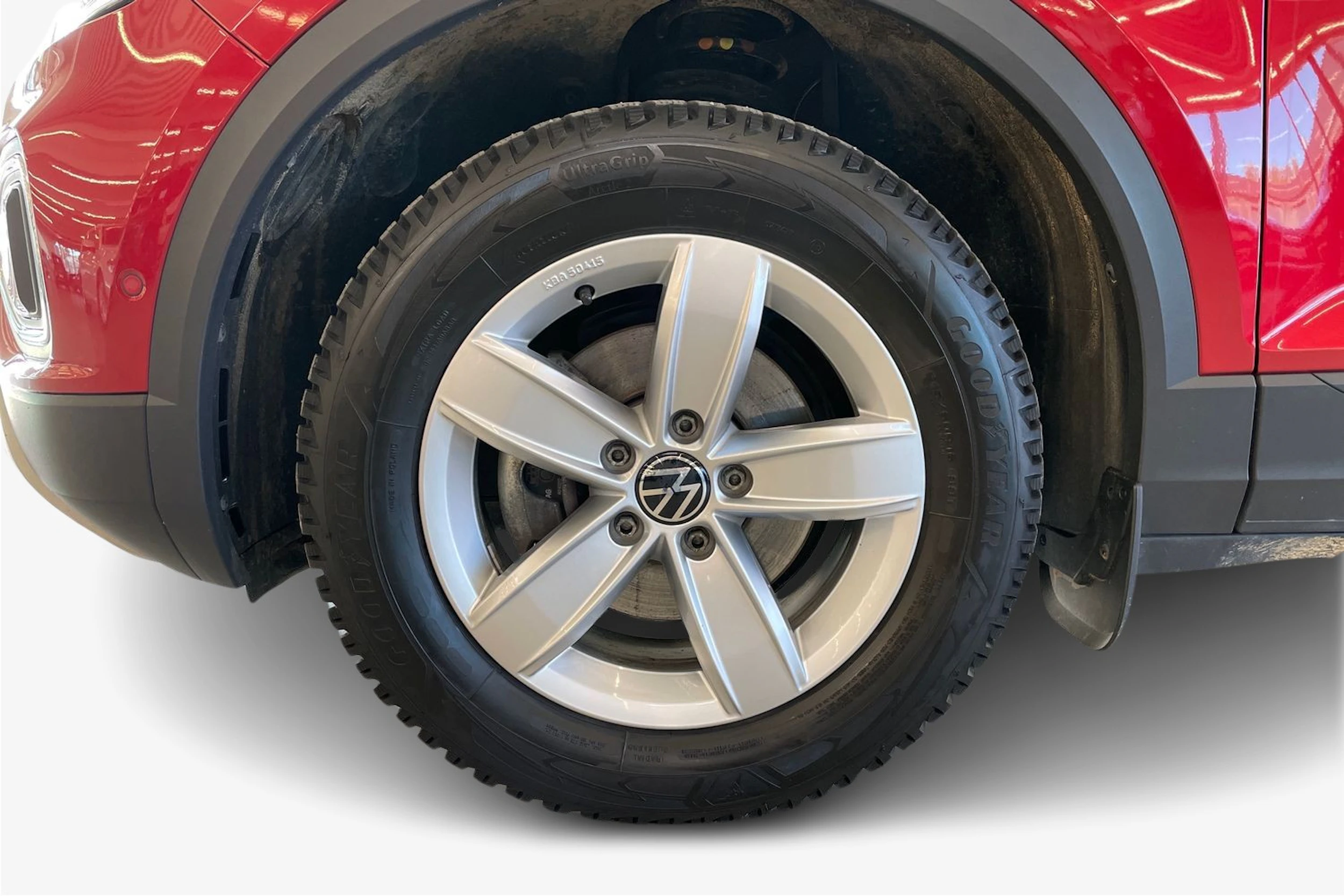 punainen Volkswagen T-Roc 2024 kuva 9.