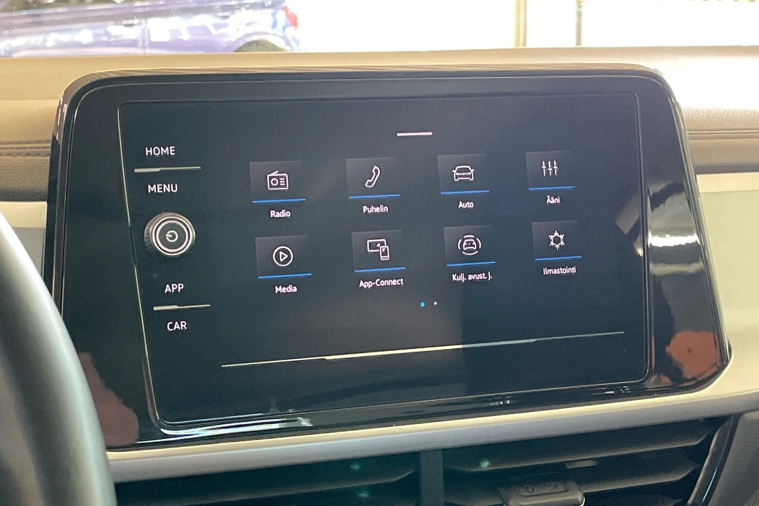 punainen Volkswagen T-Roc 2024 kuva 15.