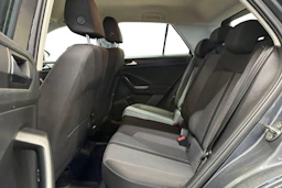 harmaa Volkswagen T-Roc 2024 kuva 11.