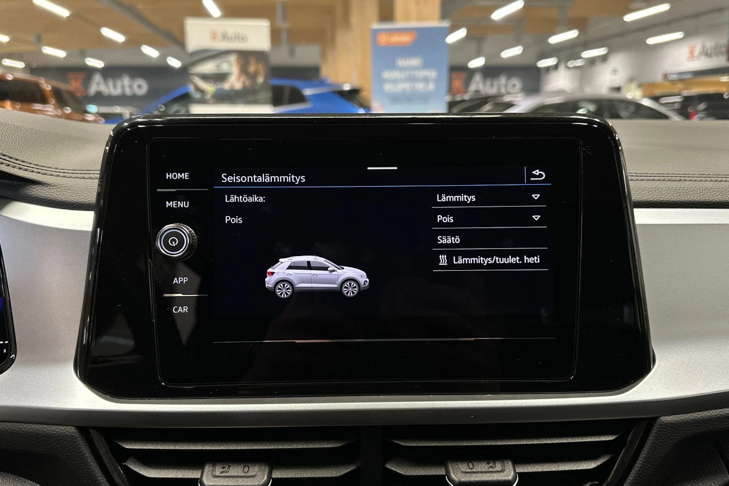 harmaa Volkswagen T-Roc 2024 kuva 18.