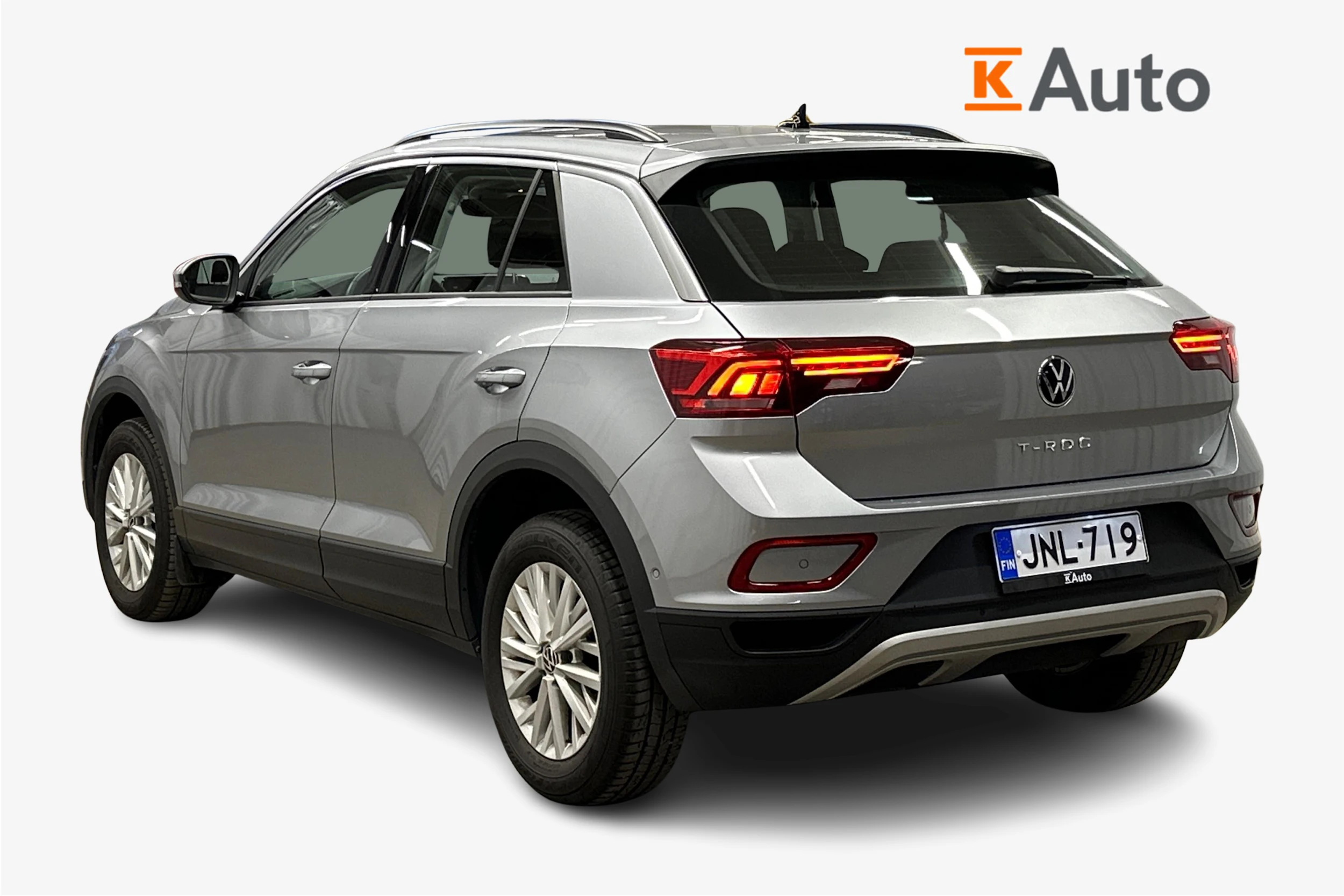 harmaa Volkswagen T-Roc 2024 kuva 2.