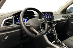 harmaa Volkswagen T-Roc 2024 kuva 3.