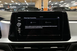 harmaa Volkswagen T-Roc 2024 kuva 14.
