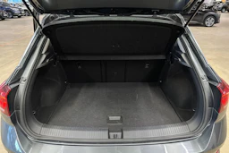 harmaa Volkswagen T-Roc 2024 kuva 24.
