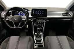 sininen Volkswagen T-Roc 2024 kuva 7.