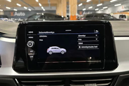 sininen Volkswagen T-Roc 2024 kuva 11.