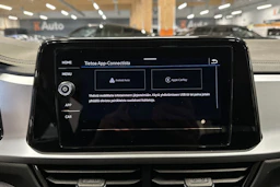 sininen Volkswagen T-Roc 2024 kuva 13.