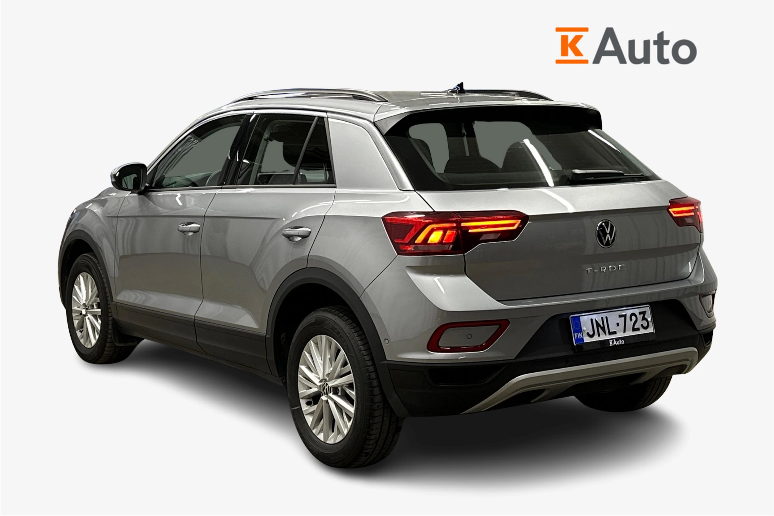 harmaa Volkswagen T-Roc 2024 kuva 2.