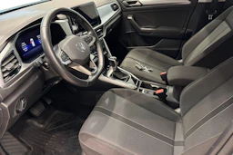 sininen Volkswagen T-Roc 2024 kuva 8.