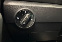 sininen Volkswagen T-Roc 2024 kuva 21.