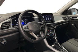 musta Volkswagen T-Roc 2024 kuva 3.