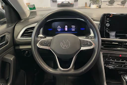 harmaa Volkswagen T-Roc 2024 kuva 22.