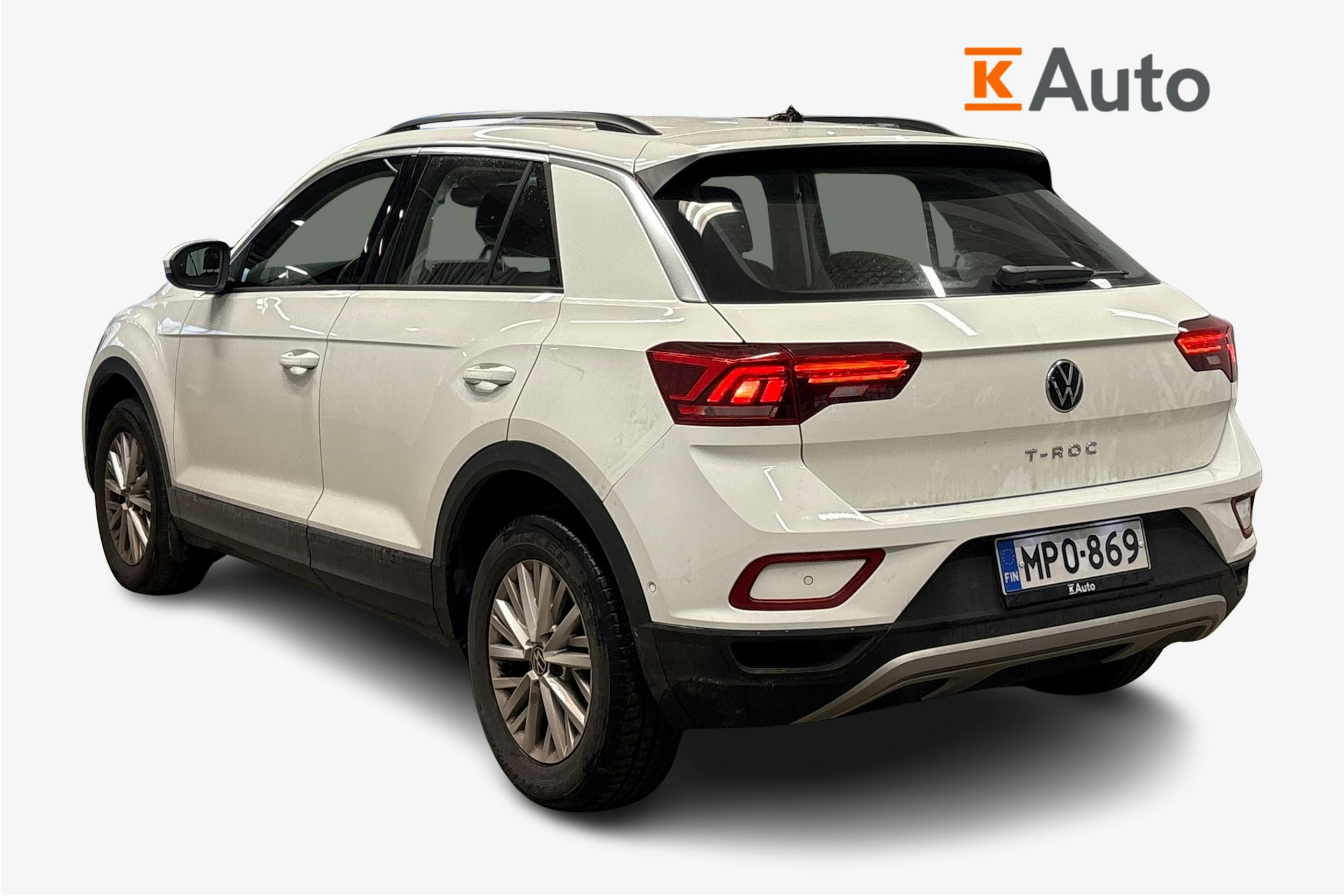 valkoinen Volkswagen T-Roc 2024 kuva 2.