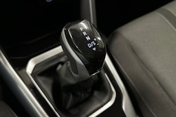 valkoinen Volkswagen T-Roc 2024 kuva 27.