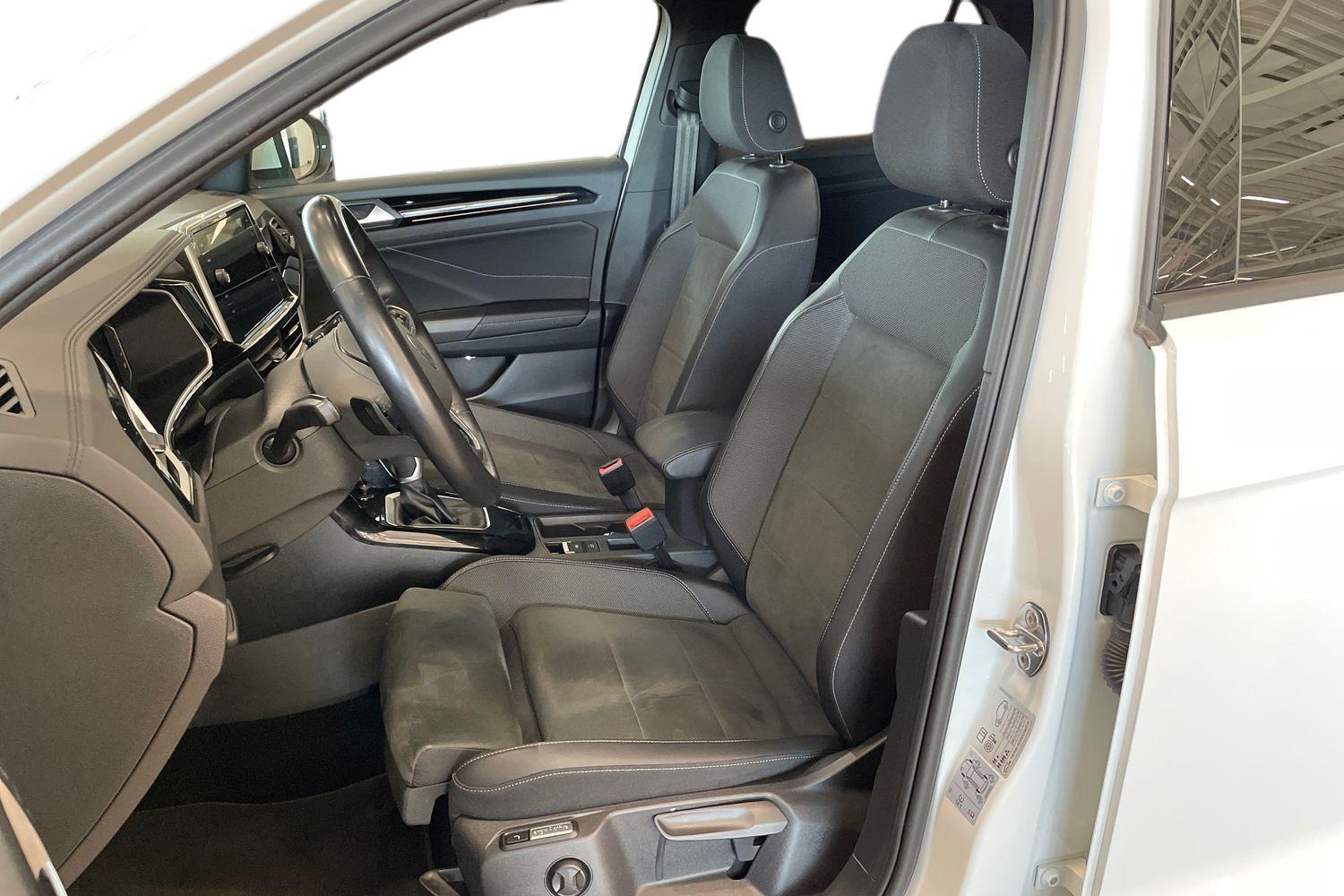 Volkswagen T-Roc 2024, photo 6/35