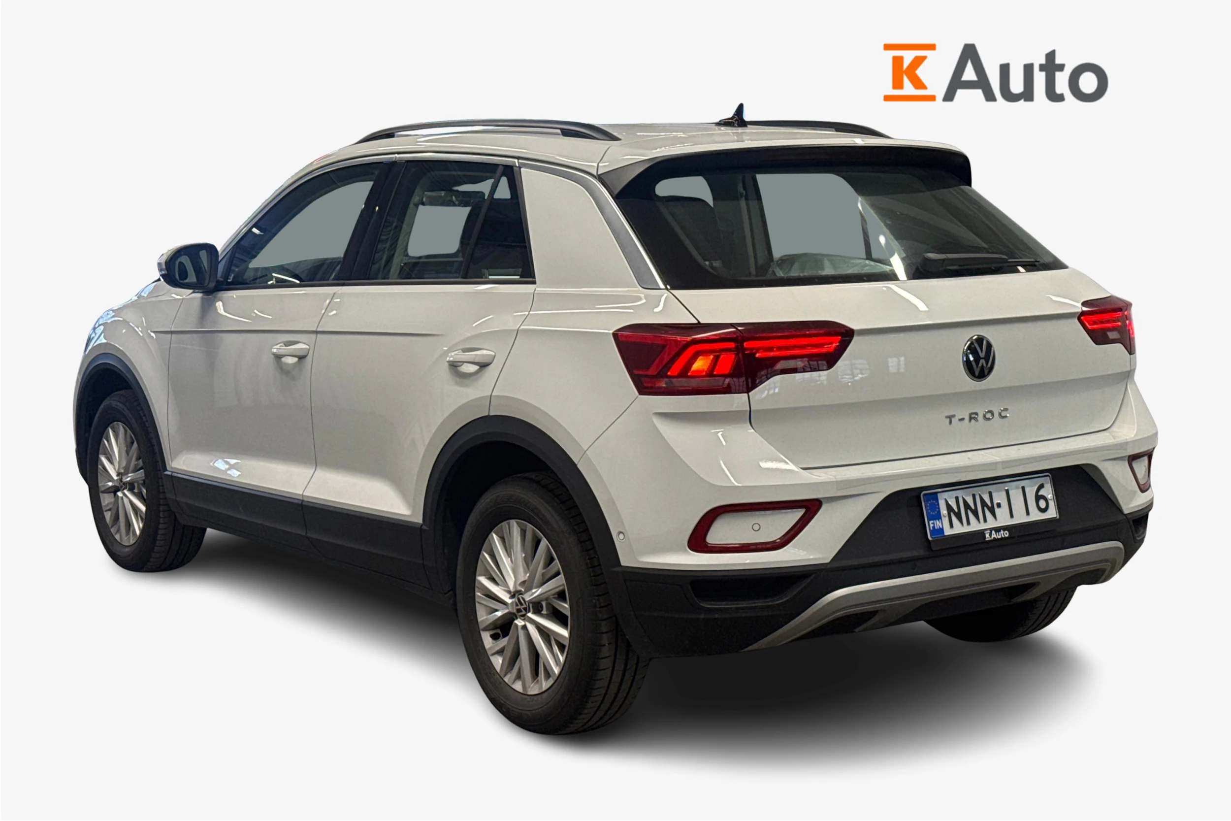 valkoinen Volkswagen T-Roc 2024 kuva 2.
