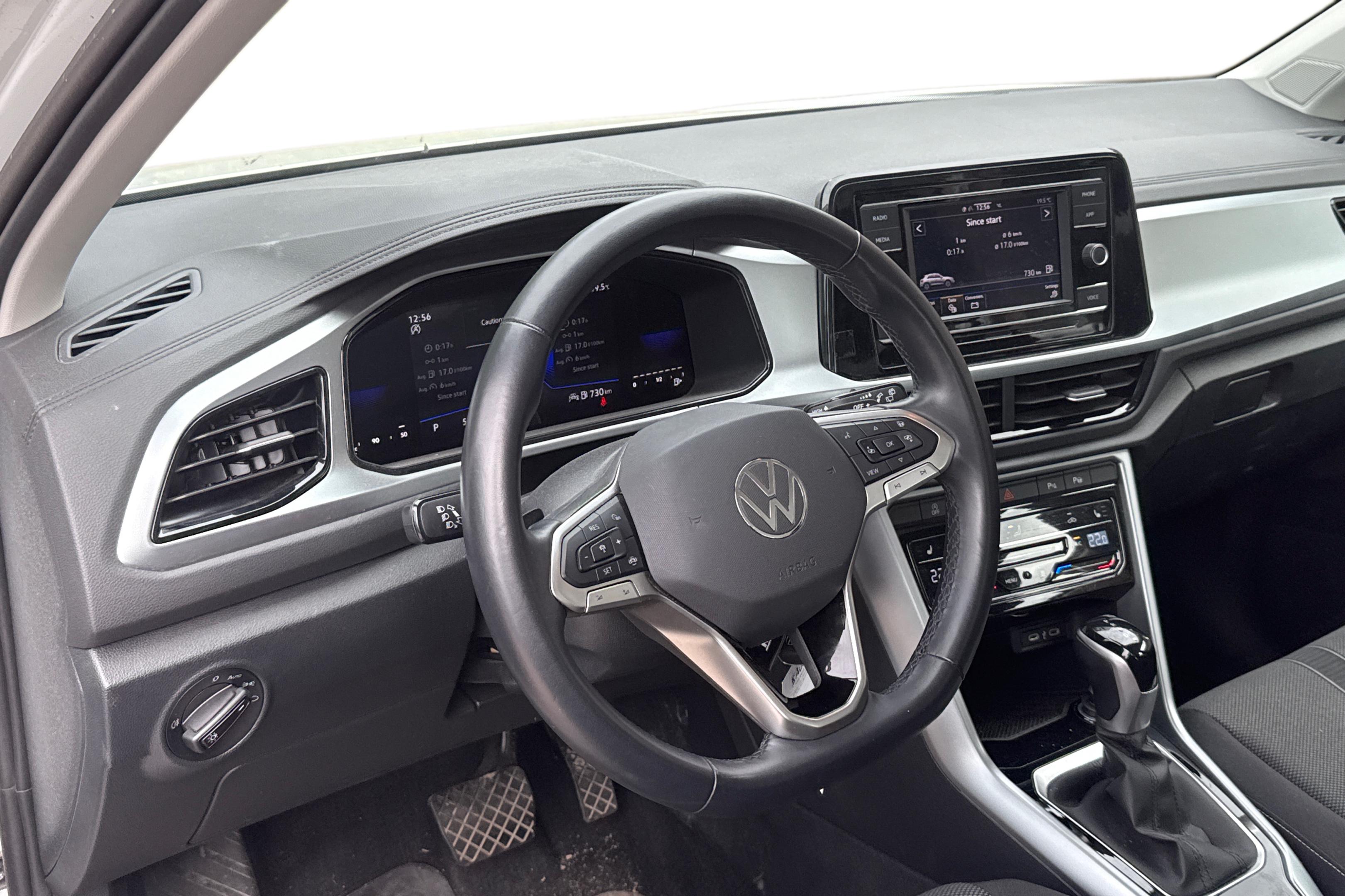 Volkswagen T-Roc 2024, photo 3/3