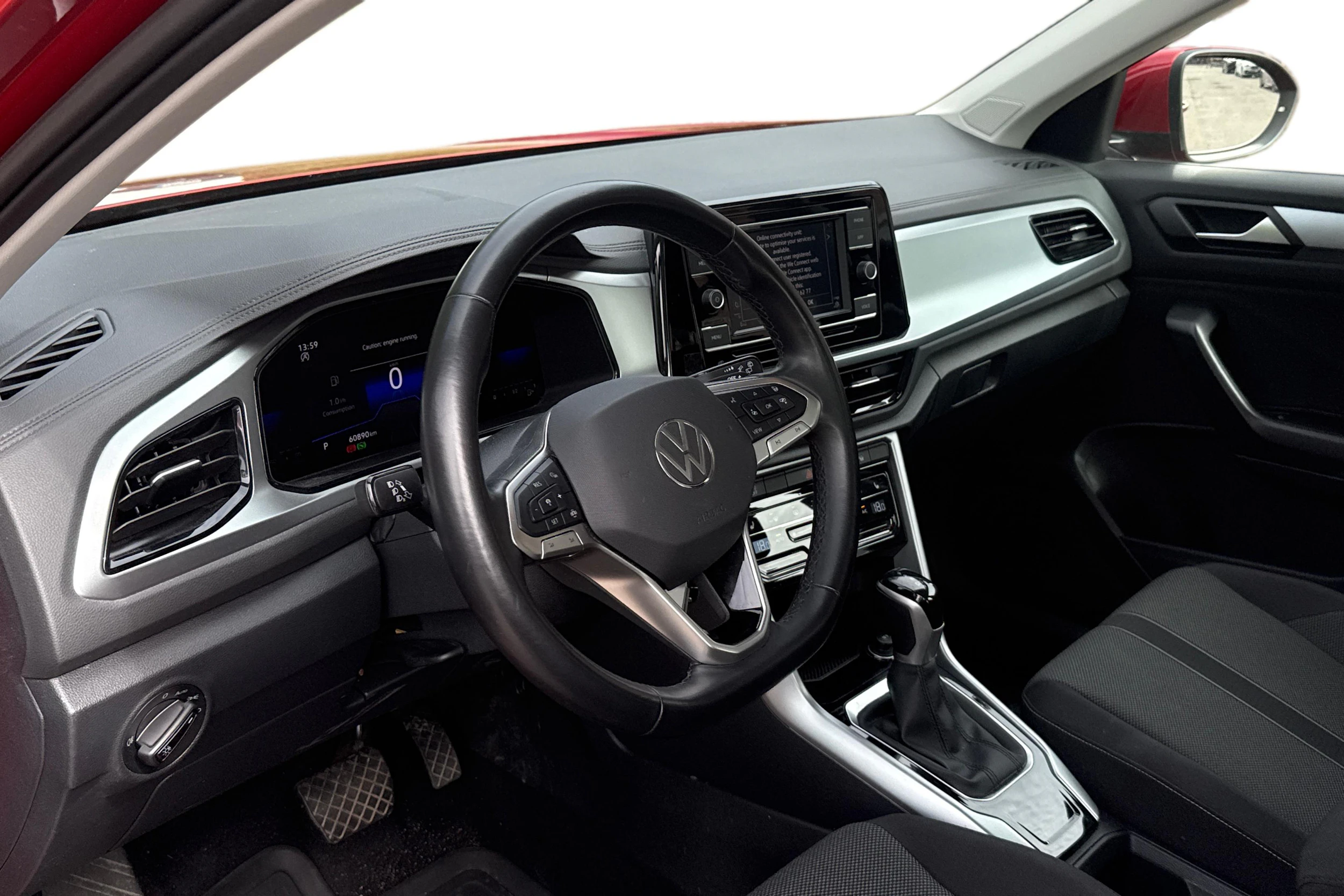 punainen Volkswagen T-Roc 2024 kuva 3.